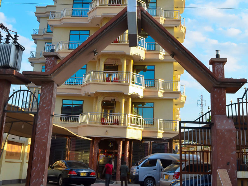 Silver Paradise Hotel Exterior